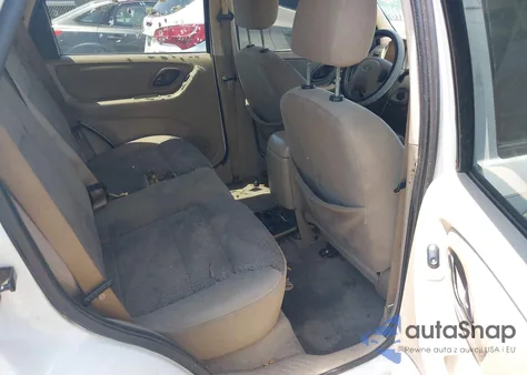 2005 Ford Escape Xlt from USA, damaged, VIN 1FMYU93195KA56736